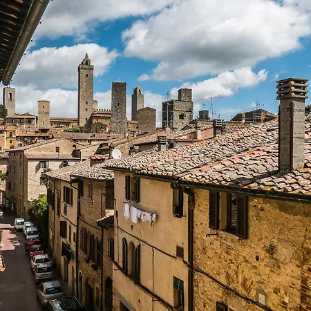 Palazzo Al Torrione Bed & Breakfast 2*